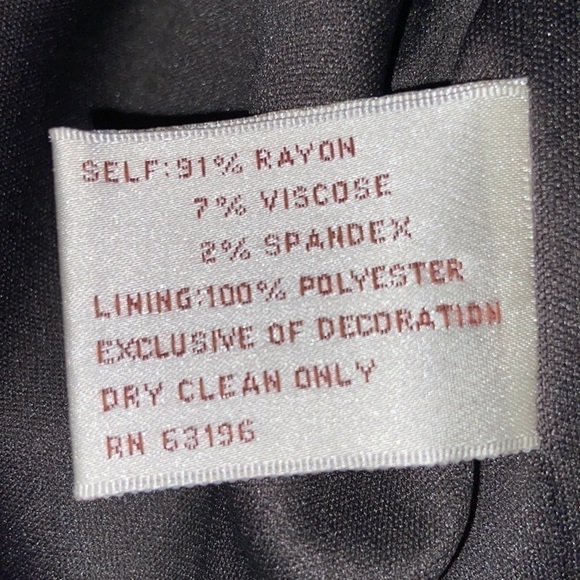 SUZI Chin for Maggy Boutique Sleeveless Shift Dress - Picture 8 of 8